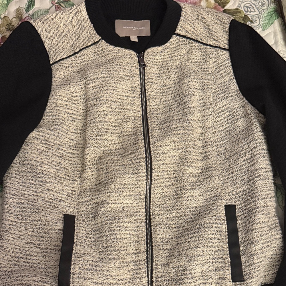 Banana Republic Monochrome Zip-Up Jacket